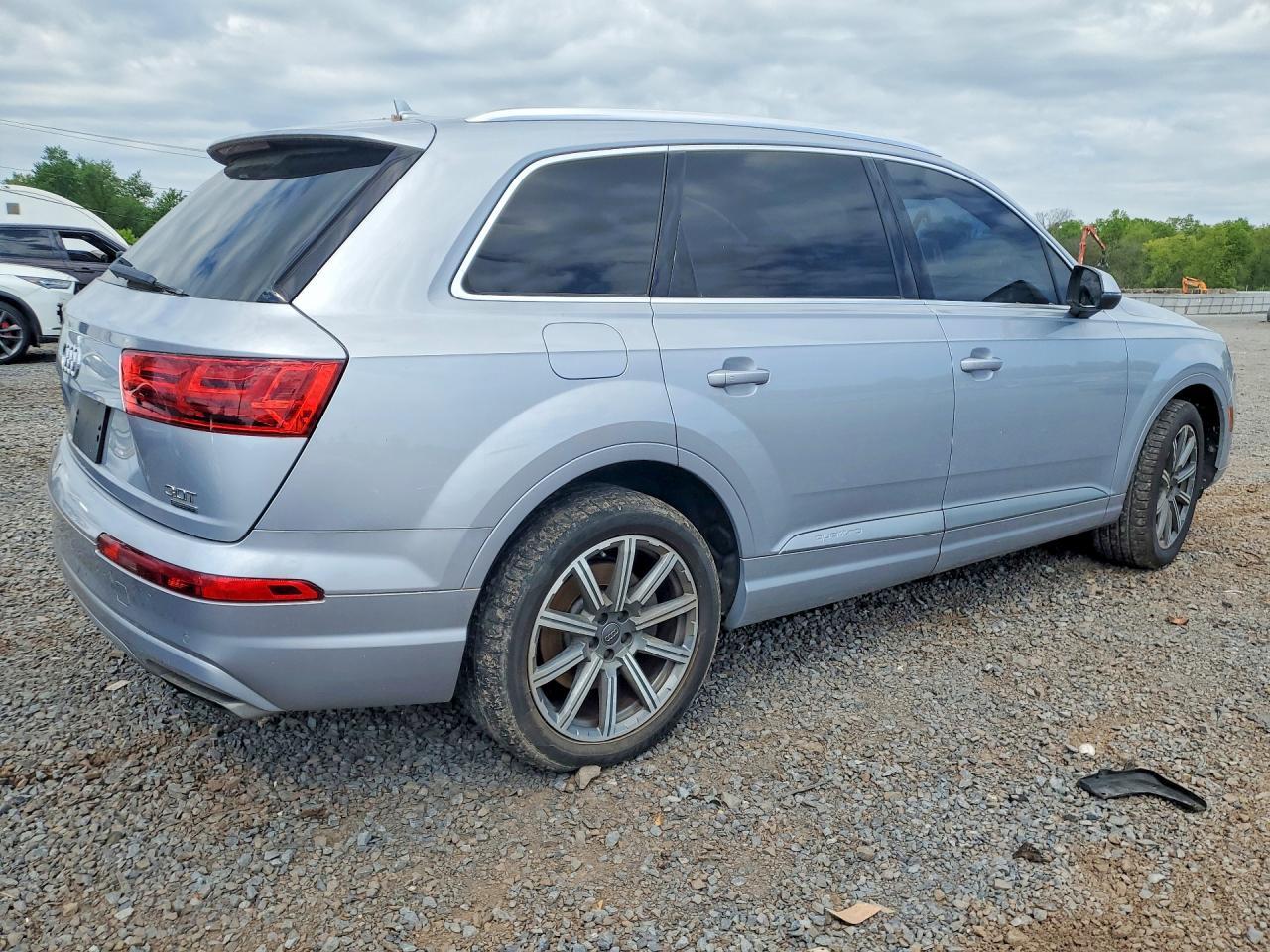2017 Audi Q7 Premium Plus - Фото 3