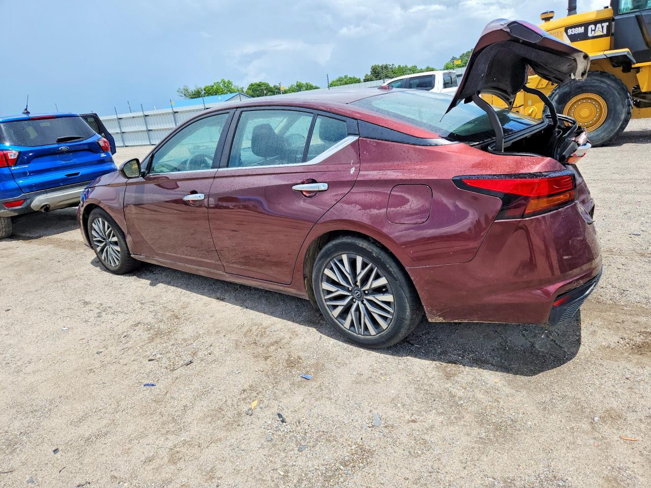 2023 Nissan Altima Sv - Фото 2