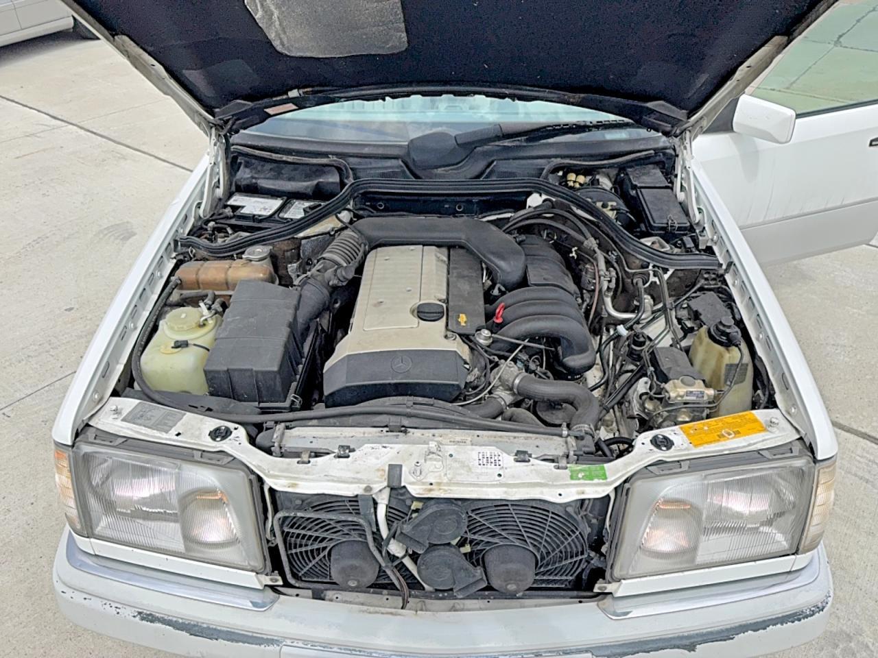 1995 Mercedes-Benz E 320 - Фото 7