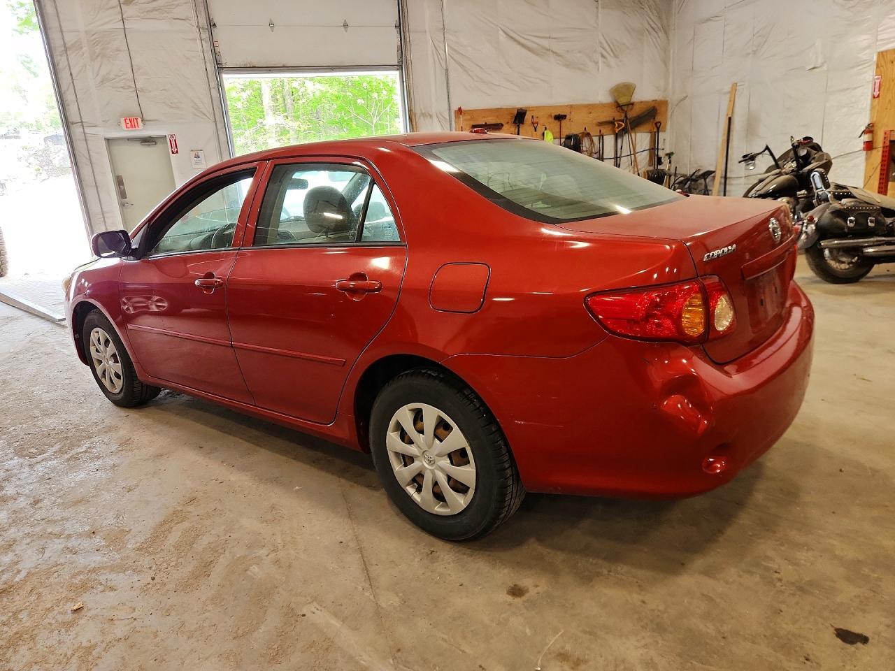 2009 Toyota Corolla - Image 2