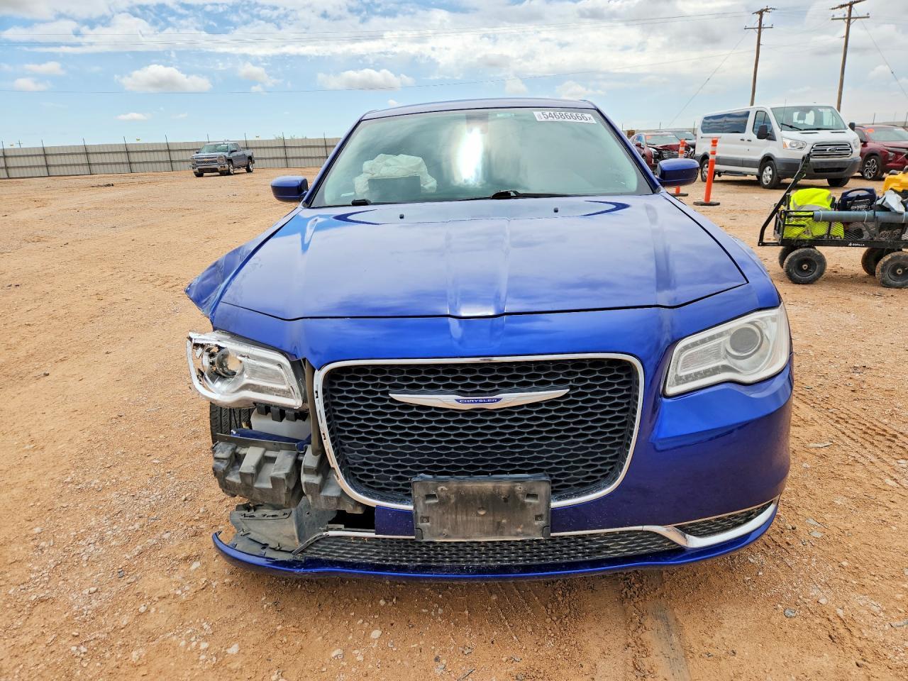 2020 Chrysler 300 Touring - Image 5