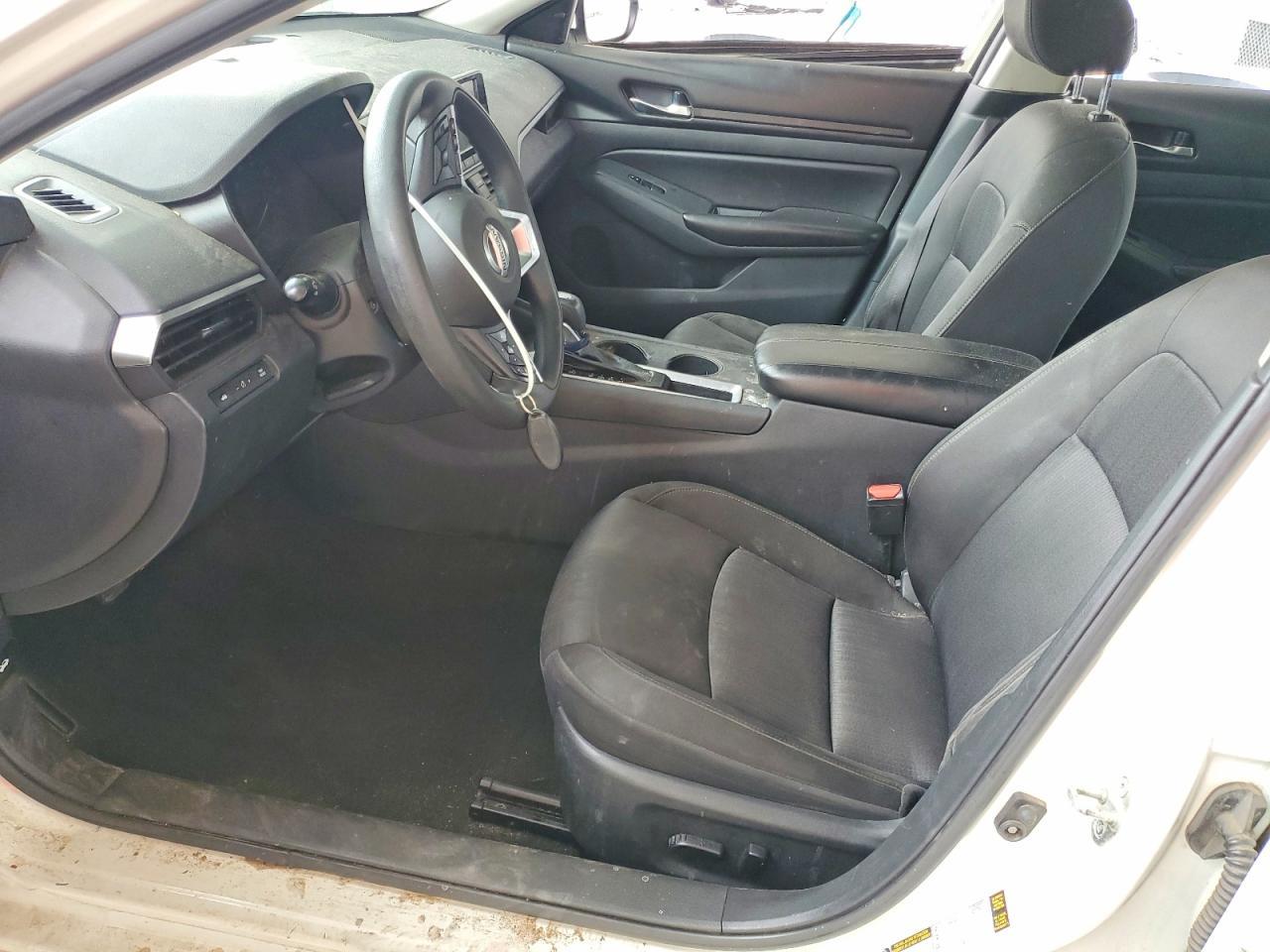 2021 Nissan Altima S - Фото 7