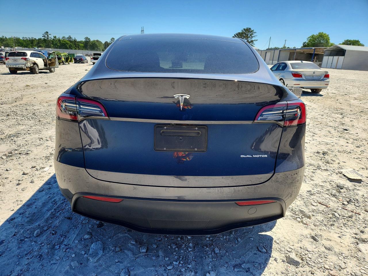 2024 Tesla Model Y - Фото 6