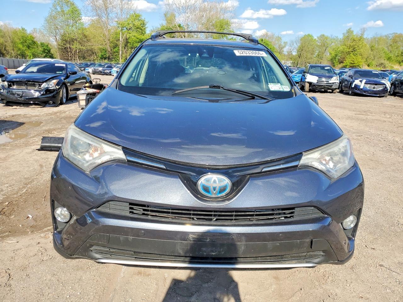 2017 Toyota Rav4 Hybrid Xle - Image 5