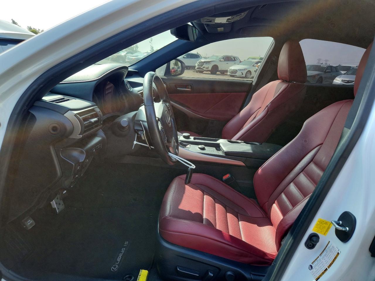 2019 Lexus Is 300 - Фото 7