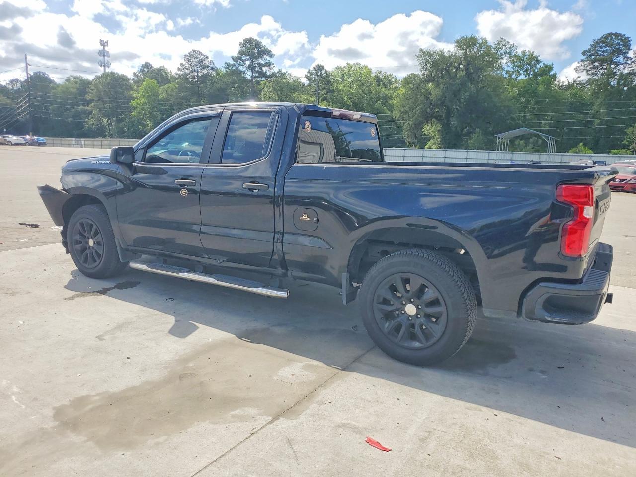 2019 Chevrolet Silverado C1500 Custom - Image 2