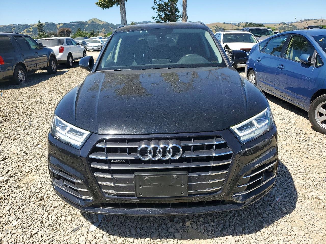 2020 Audi Q5 E Premium Plus - Image 5