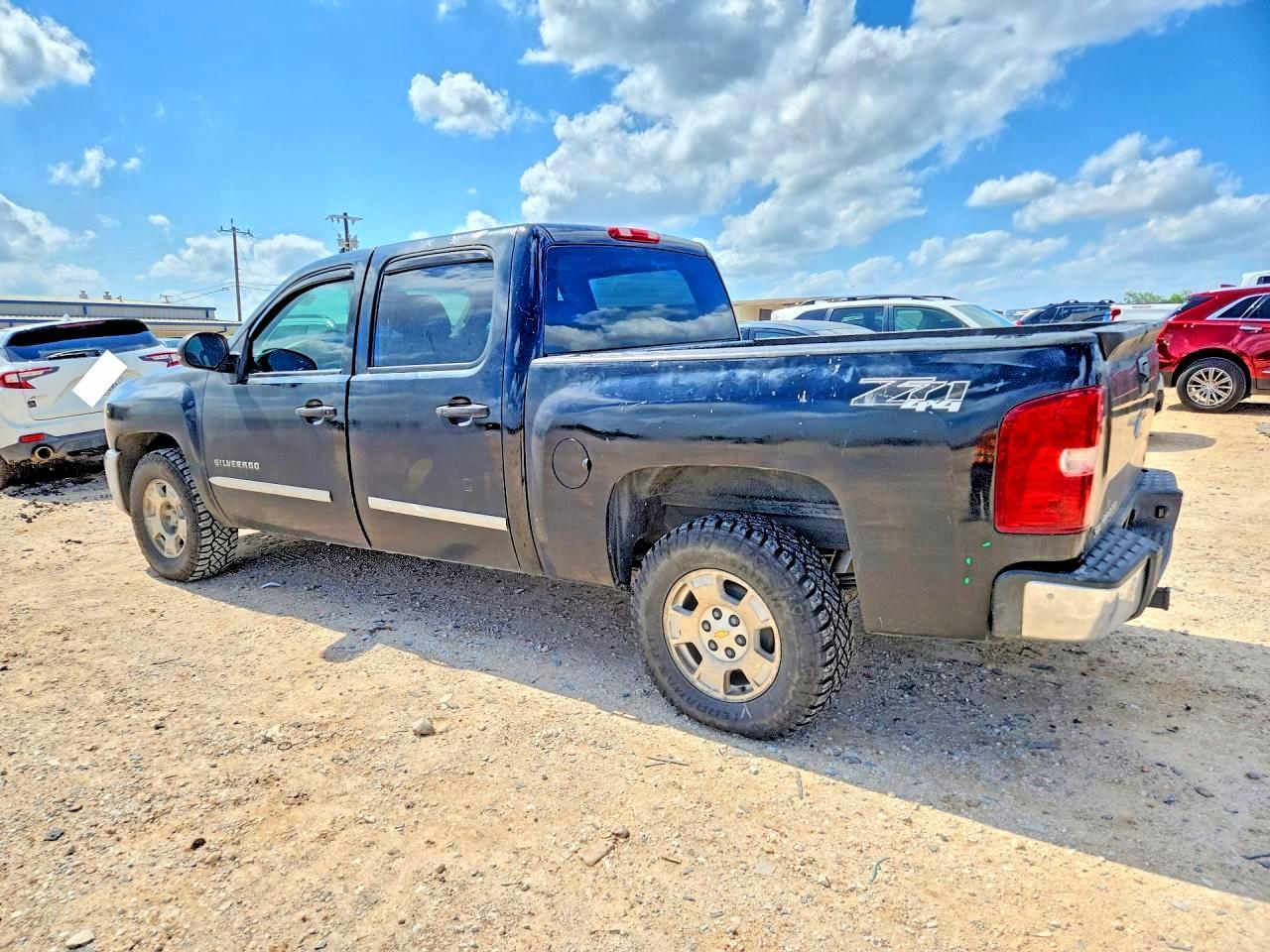 2013 Chevrolet Silverado K1500 Lt - Image 2
