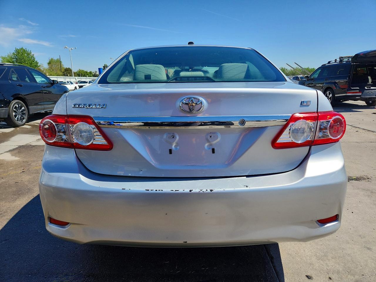 2011 Toyota Corolla Le - Фото 6