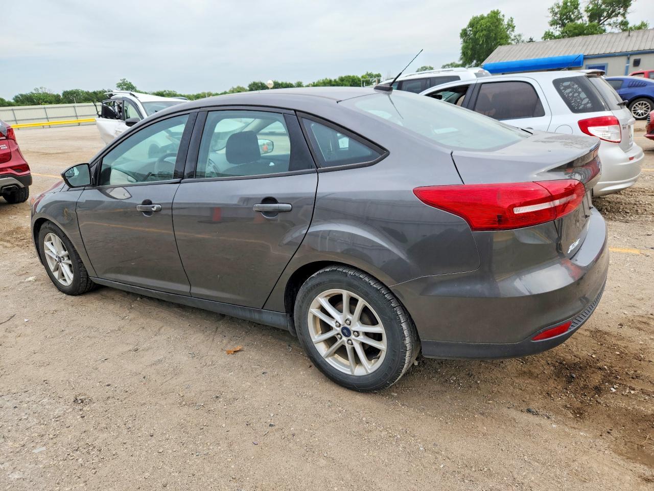 2016 Ford Focus Se - Фото 2