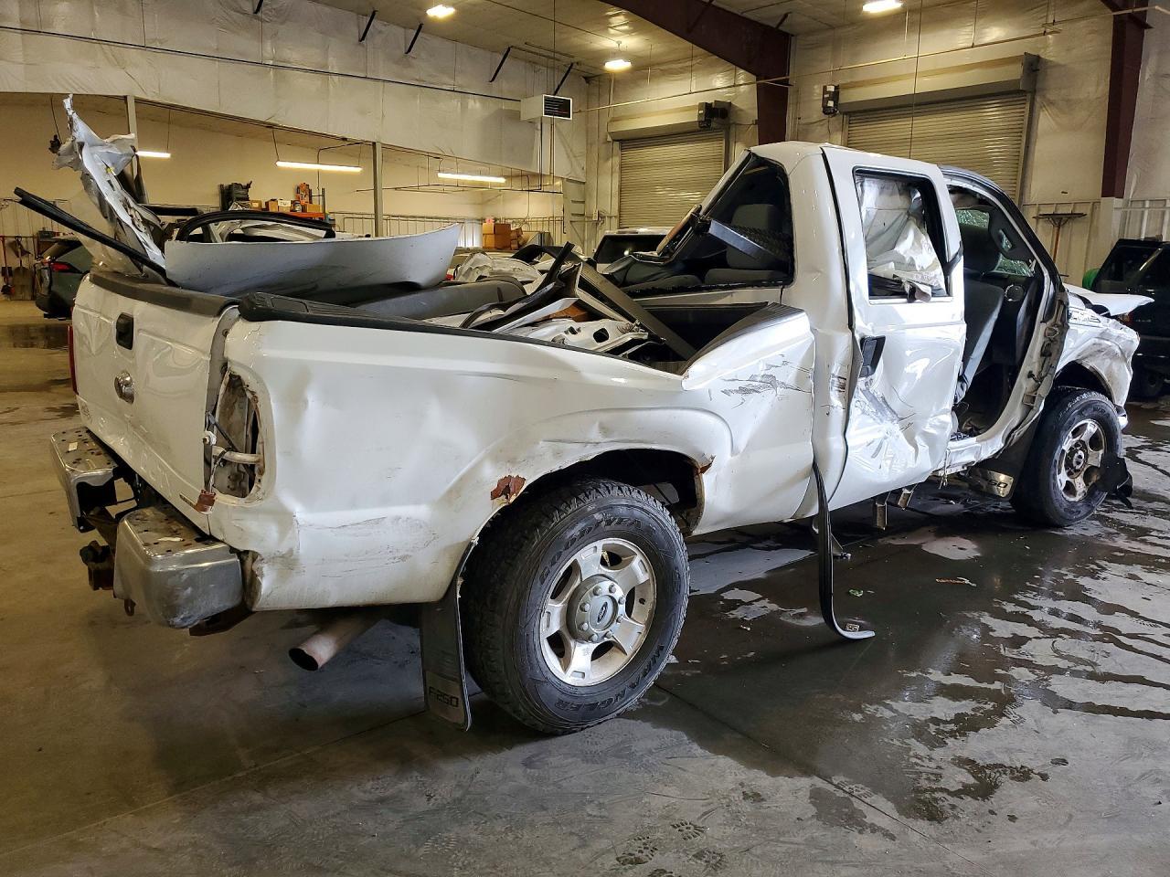 2014 Ford F250 Super Duty - Image 3