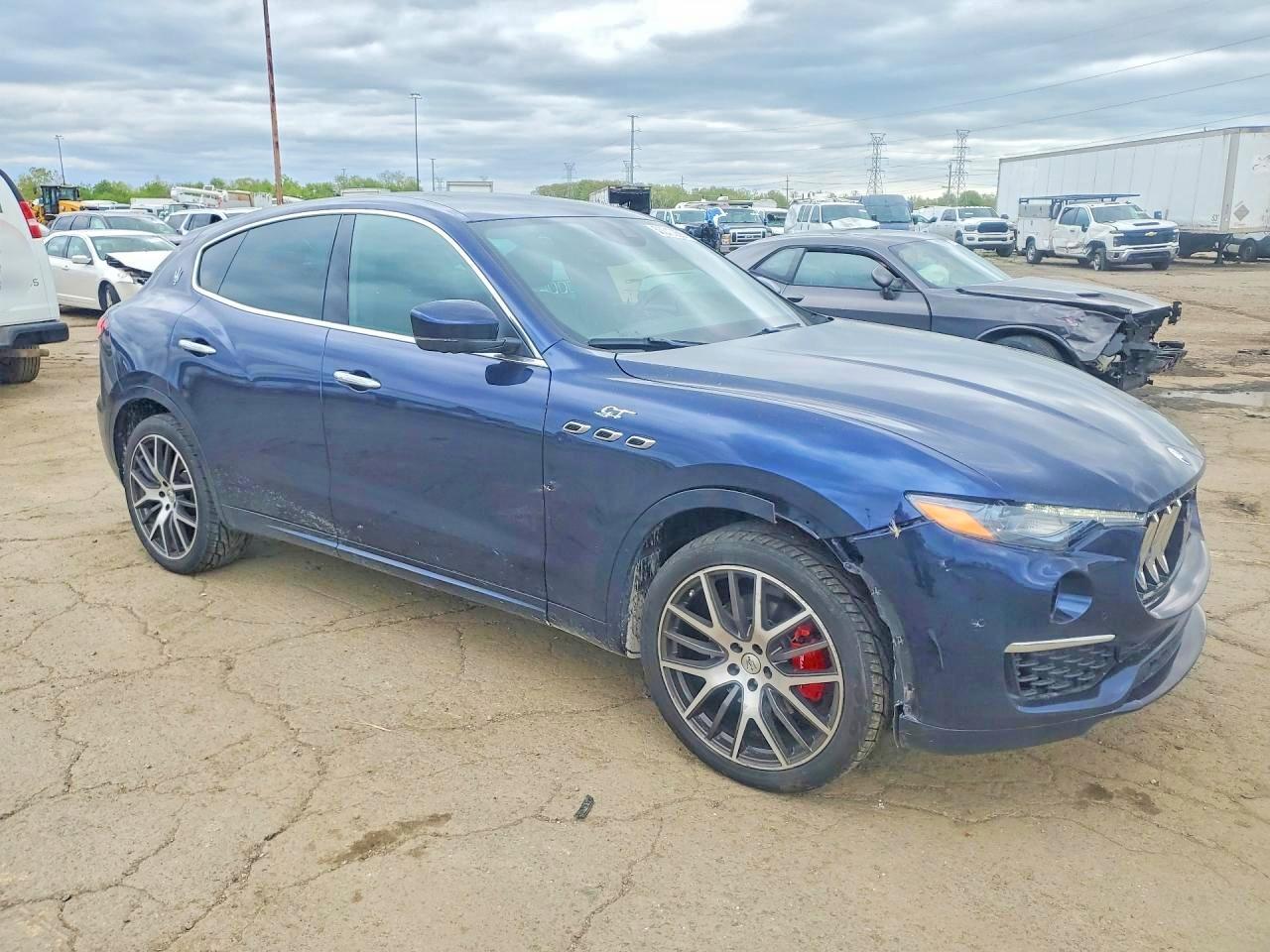 2022 Maserati Levante Base - Image 4