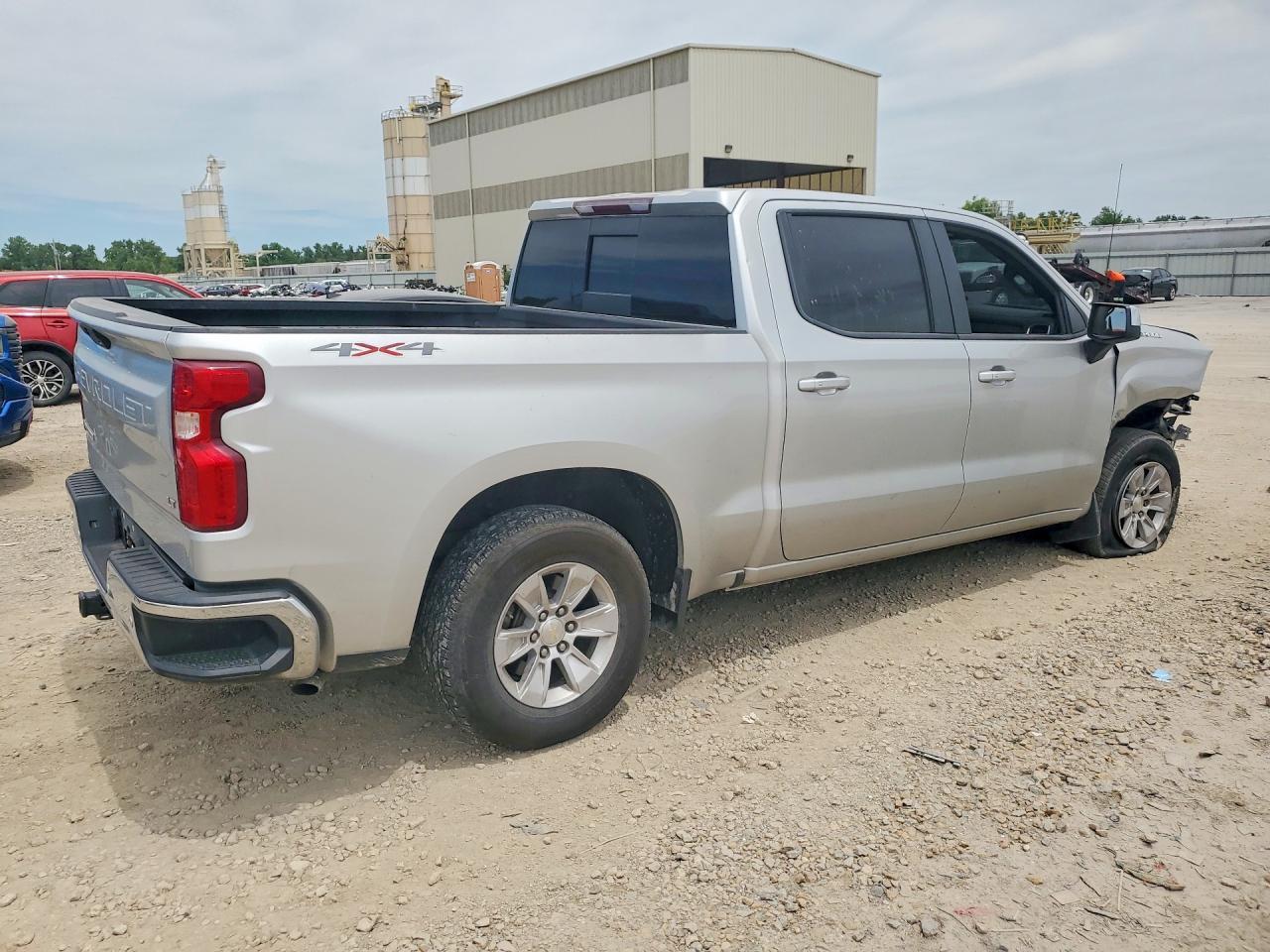 2019 Chevrolet Silverado K1500 Lt - Фото 3