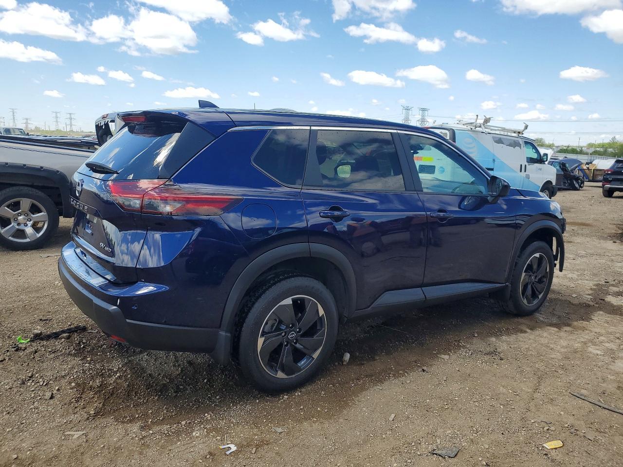2024 Nissan Rogue Sv - Фото 3