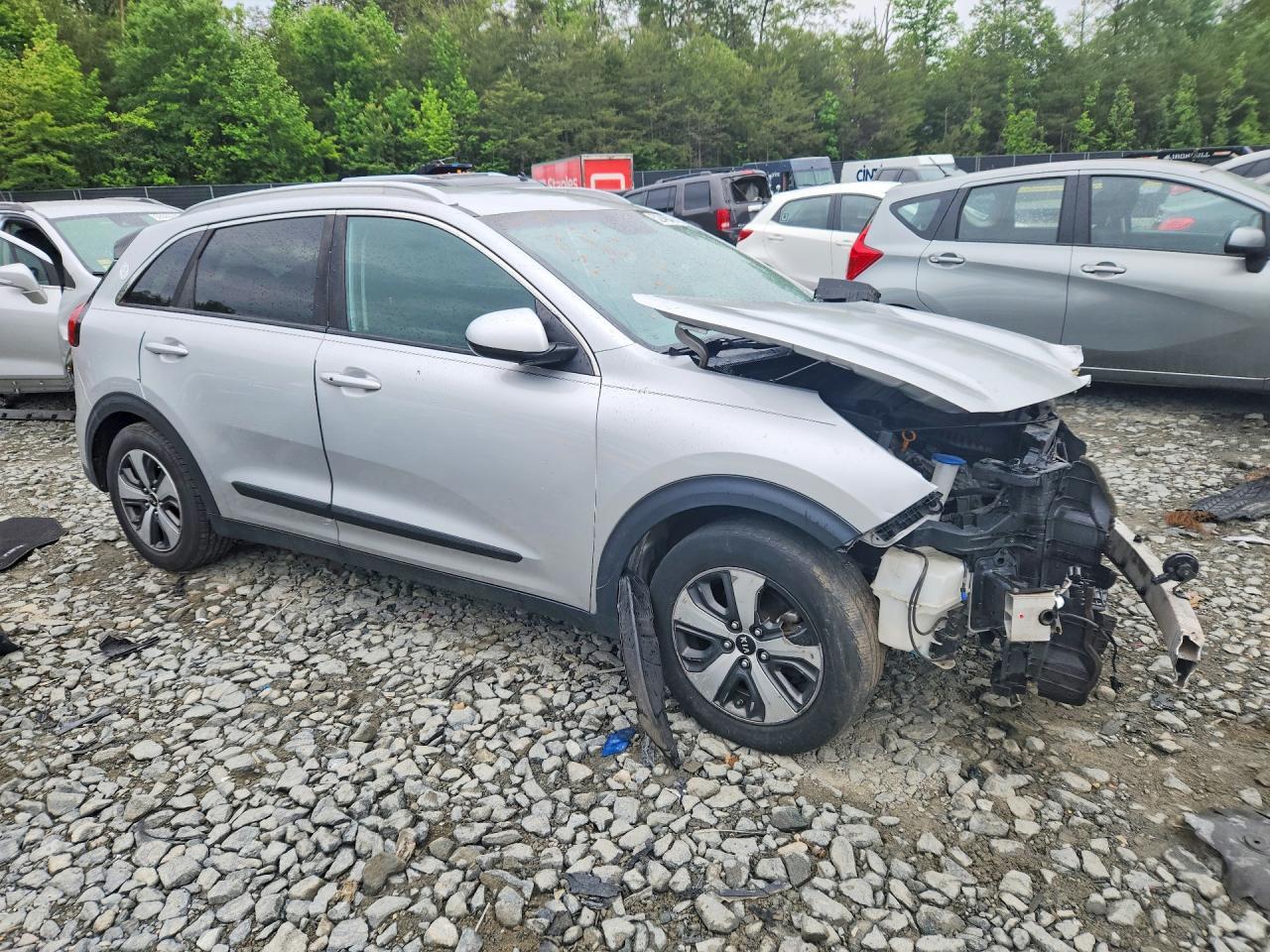 2017 Kia Niro Lx - Image 4