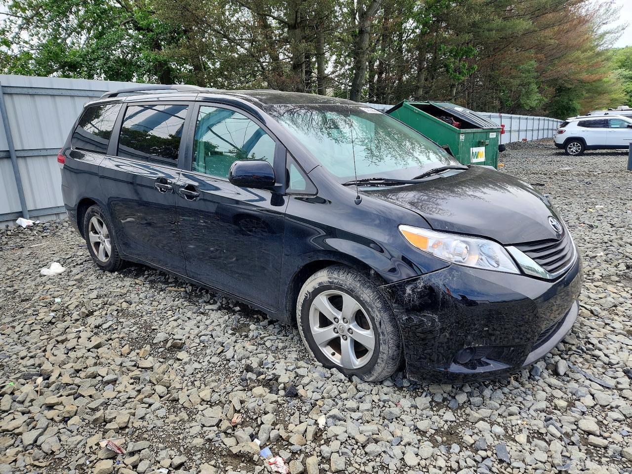 2014 Toyota Sienna Le - Фото 4