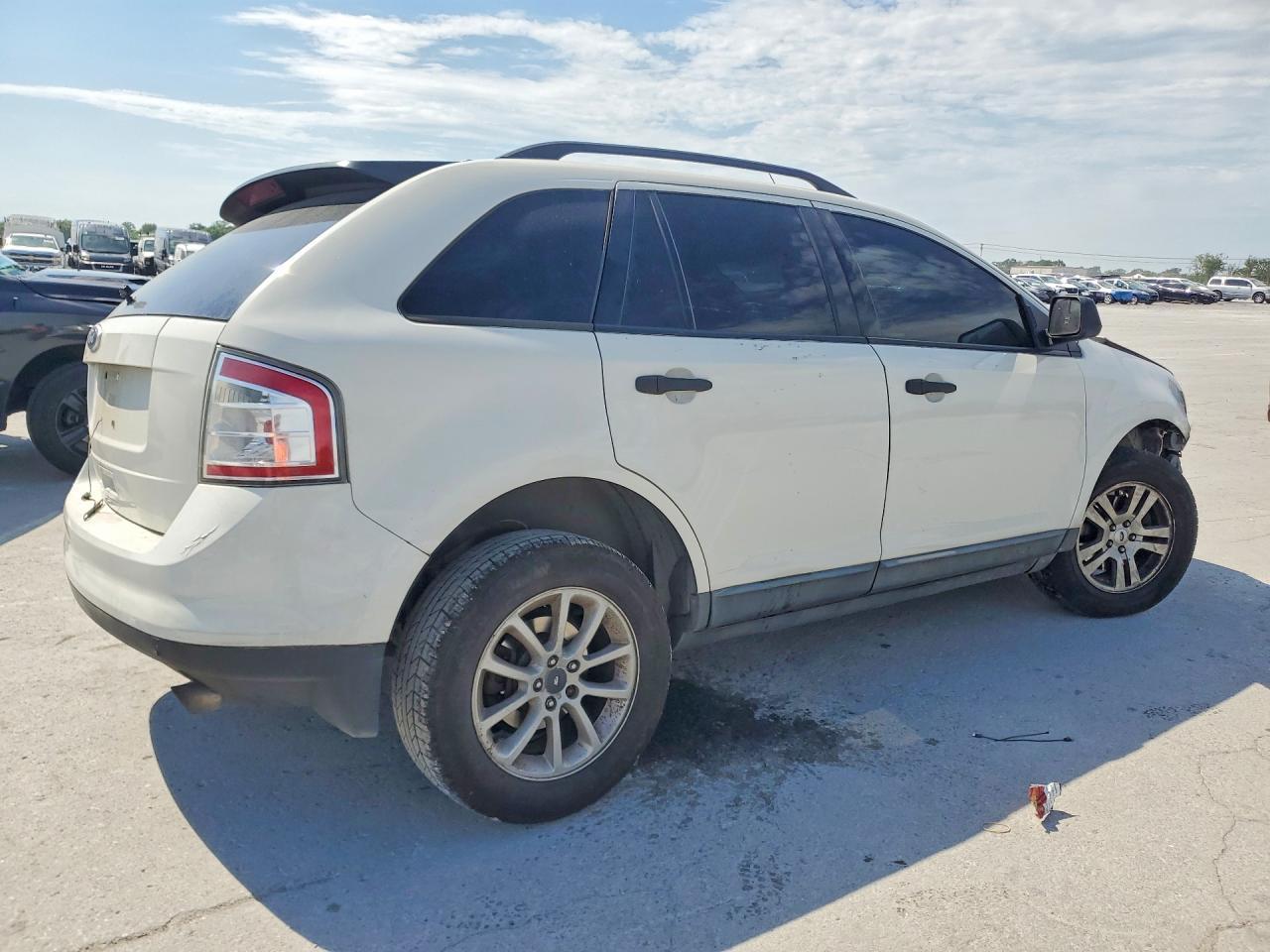 2010 Ford Edge Se - Image 3