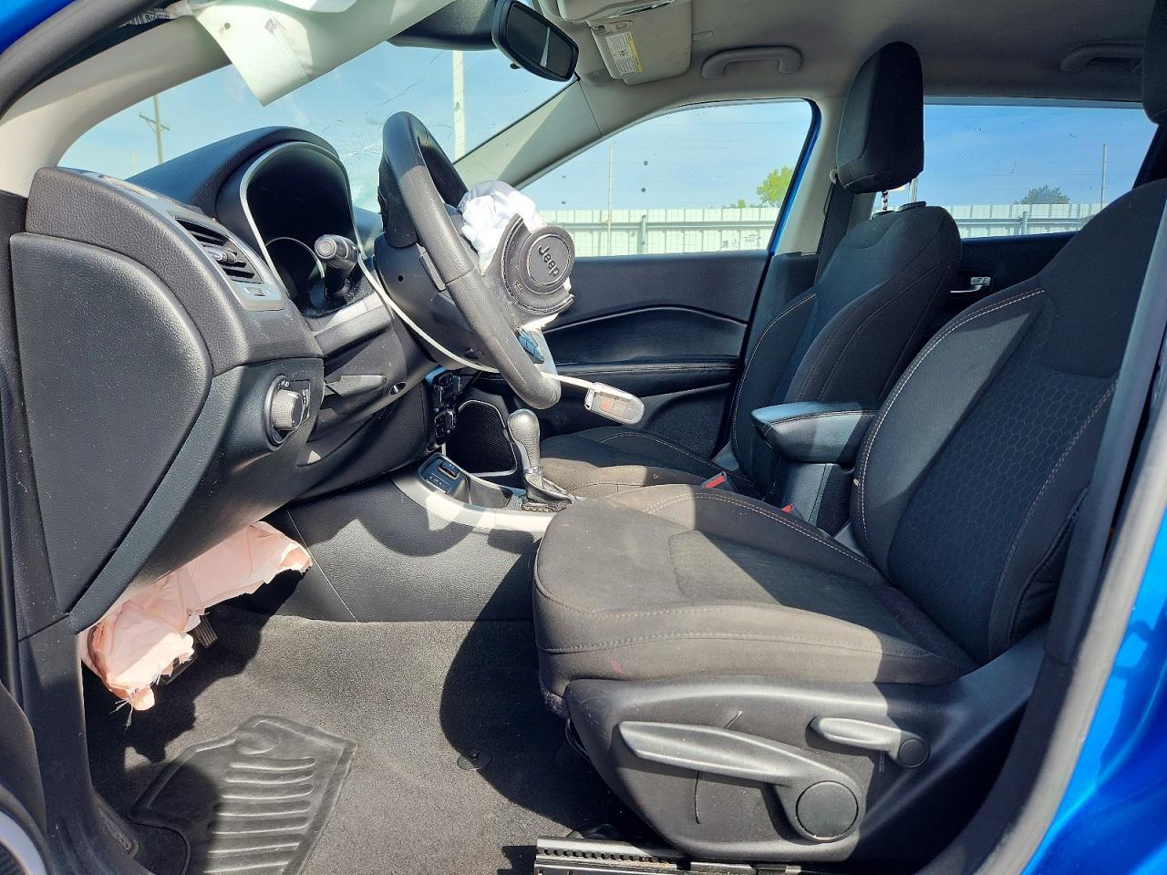 2021 Jeep Compass - Фото 7
