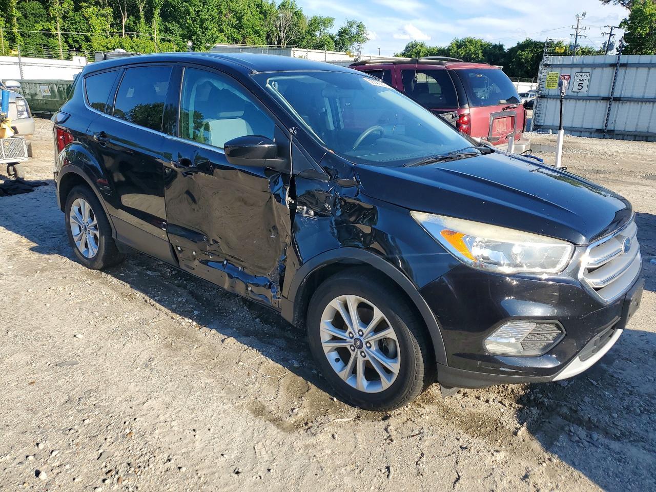 2017 Ford Escape Se - Фото 4