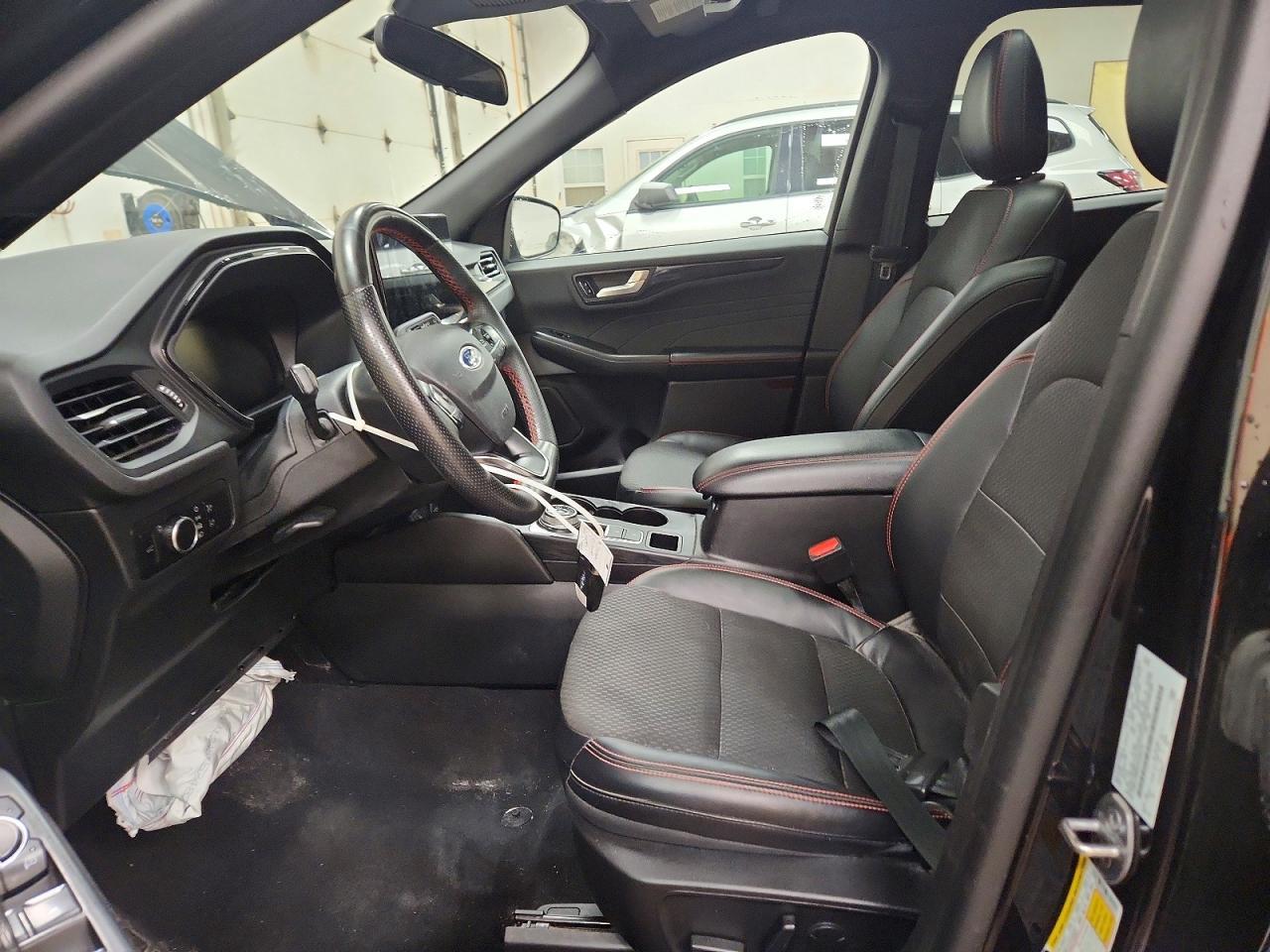 2023 Ford Escape St Line - Фото 7