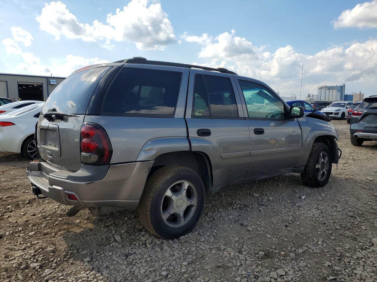 2007 Chevrolet Trailblazer Ls - Фото 3