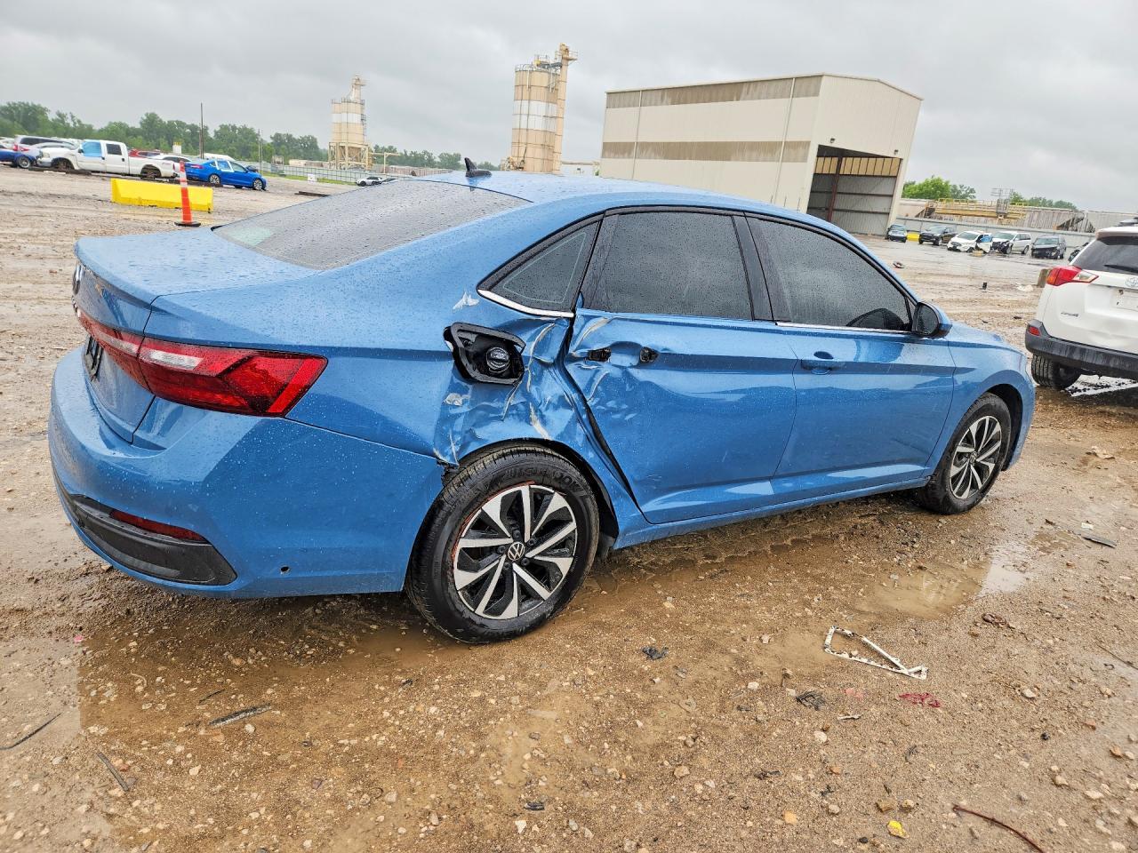 2025 Volkswagen Jetta S - Фото 3
