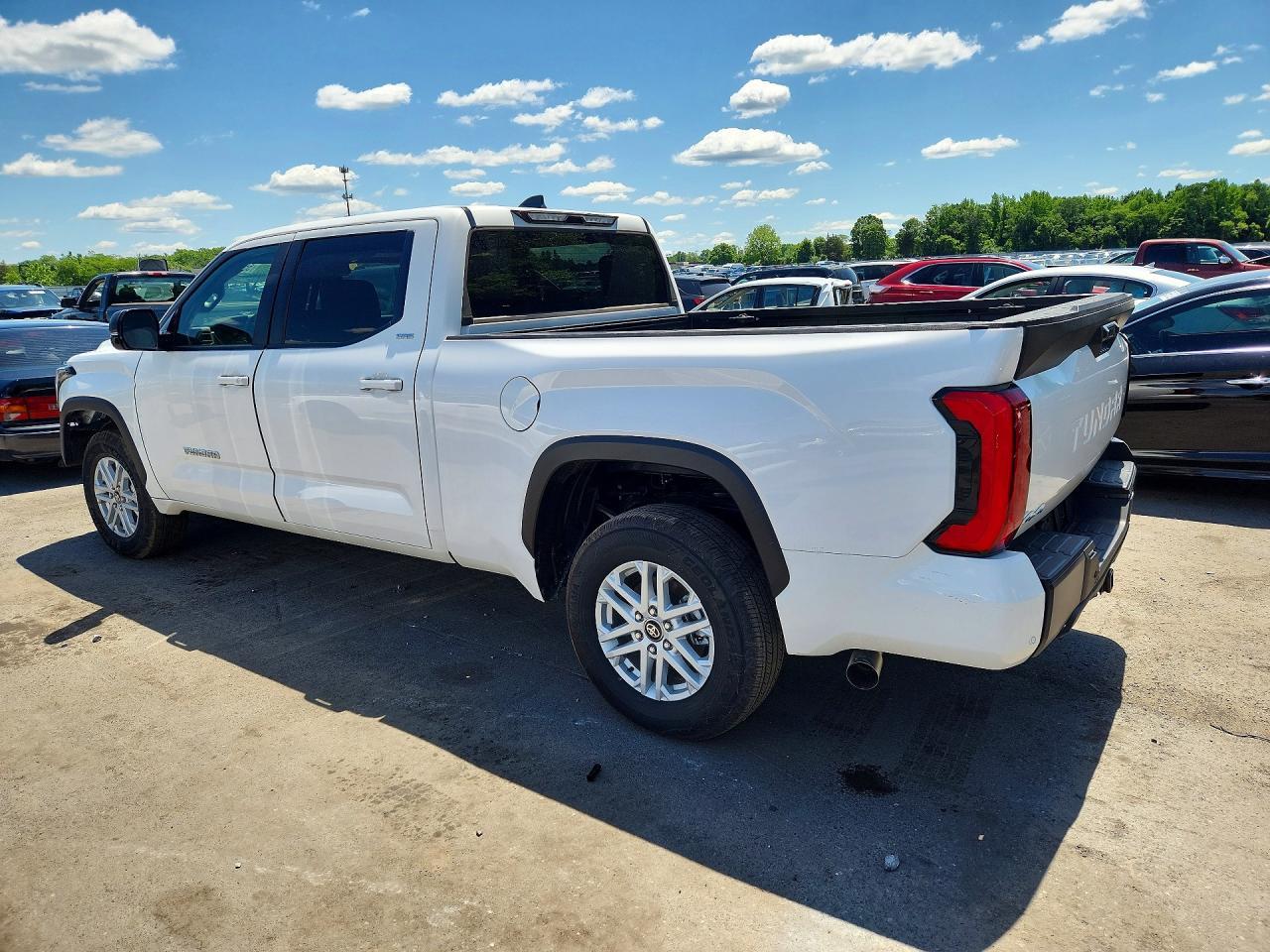 2026 Toyota Tundra Crewmax Sr5 - Фото 2