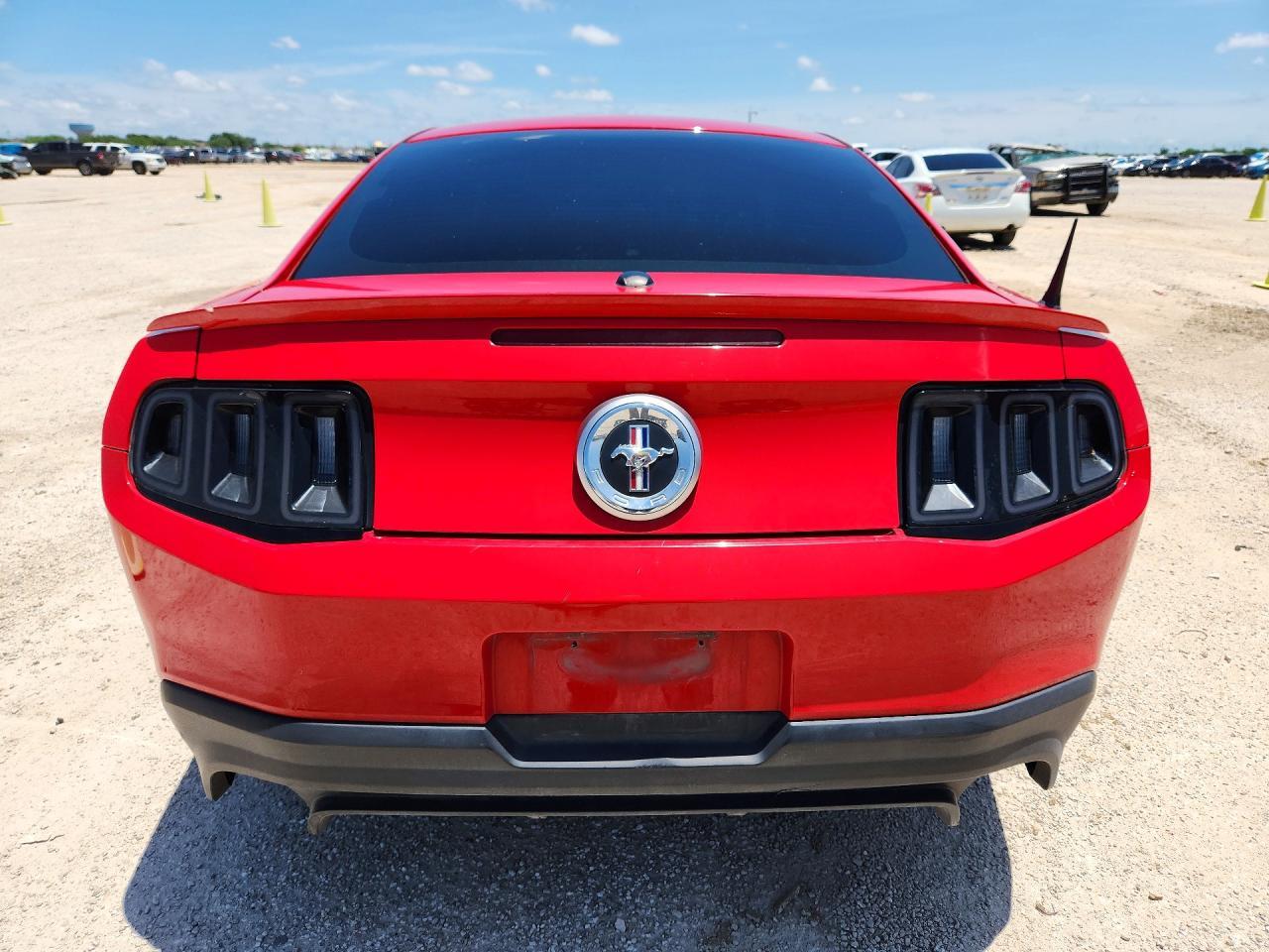 2010 Ford Mustang - Фото 6