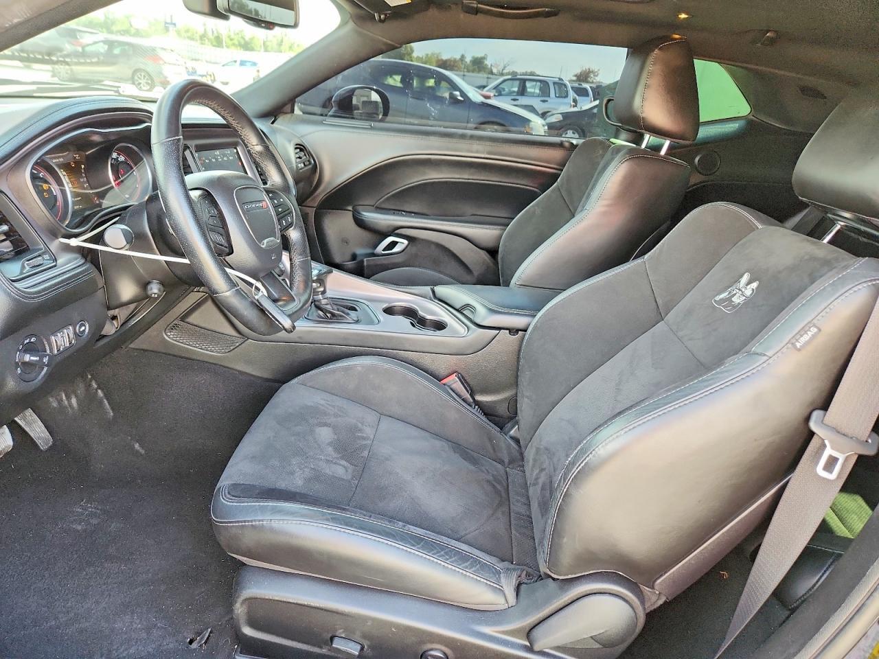 2023 Dodge Challenger R - Фото 7