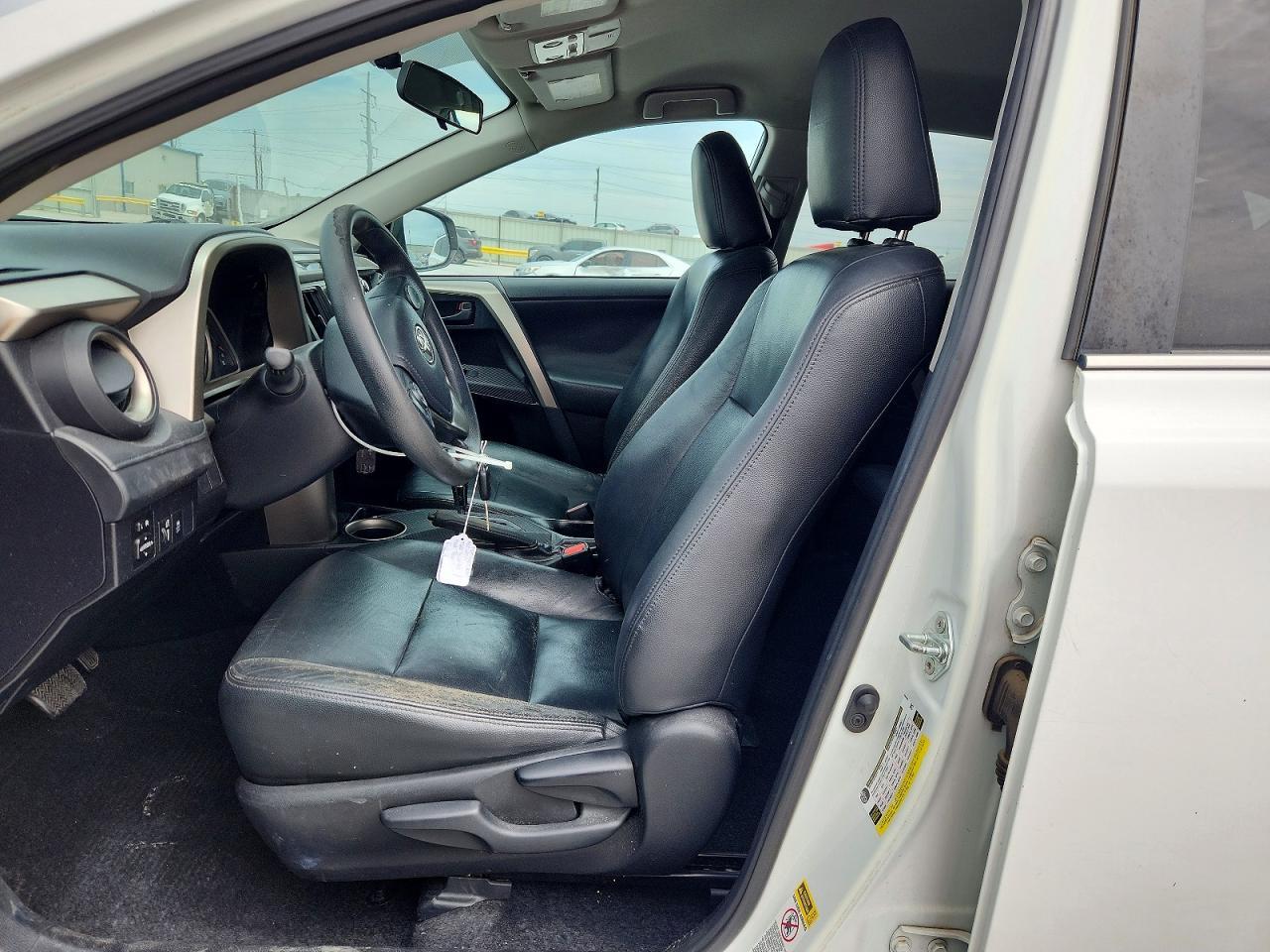 2014 Toyota Rav4 Le - Image 7