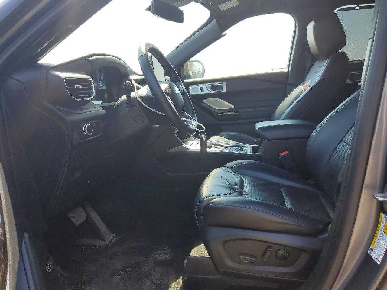 2022 Ford Explorer Platinum - Фото 7