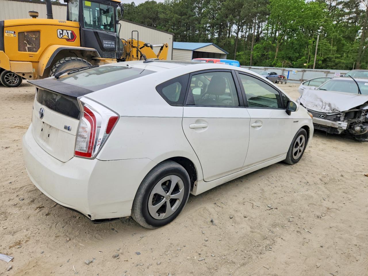2013 Toyota Prius Three - Фото 3