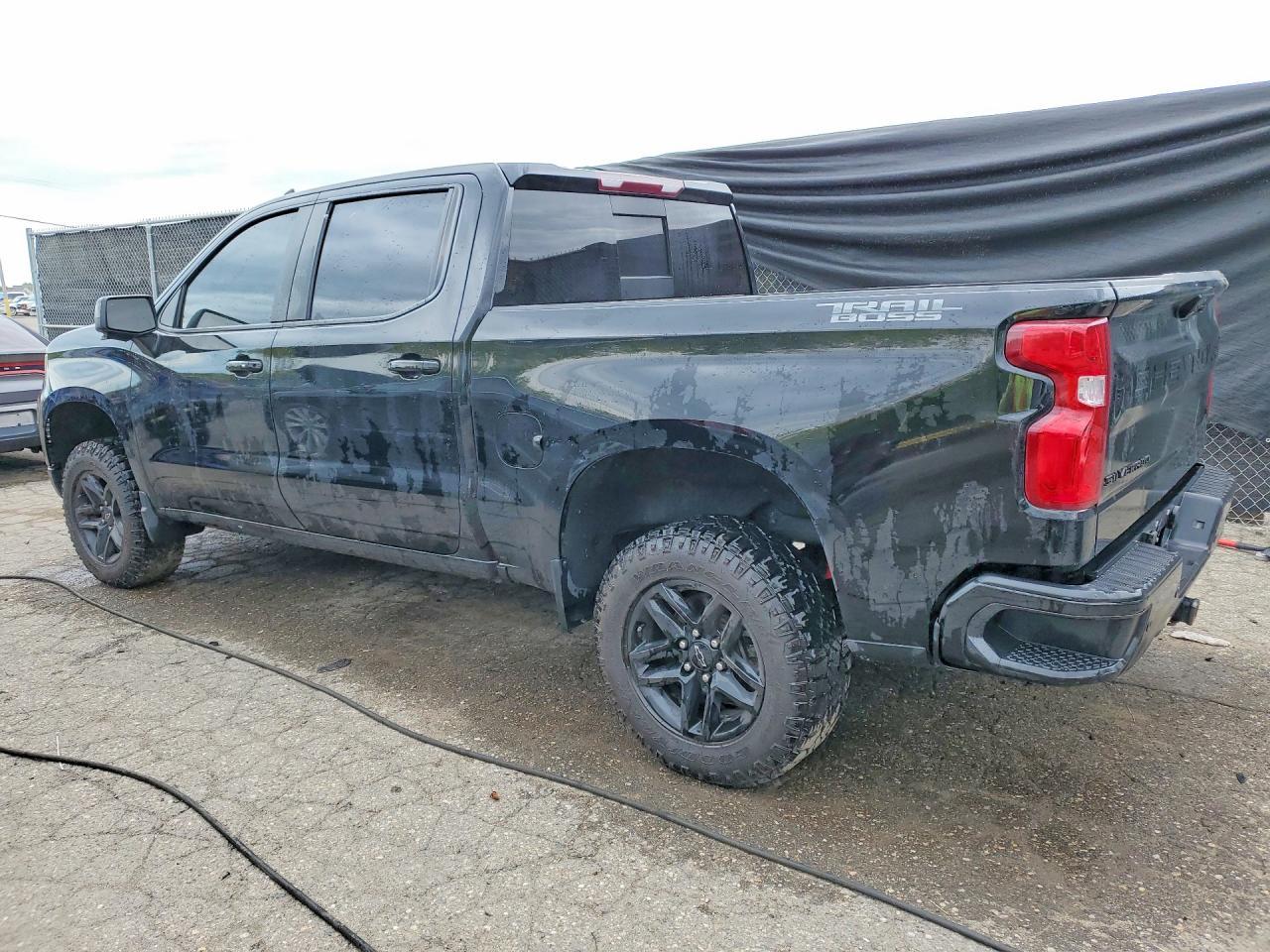 2022 Chevrolet Silverado K1500 Lt Trail Boss - Image 2