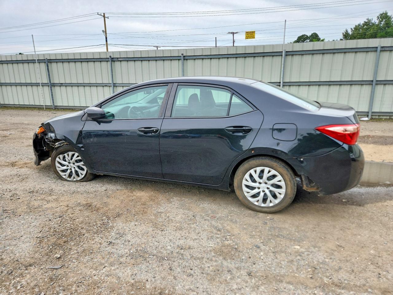 2018 Toyota Corolla Le - Фото 2