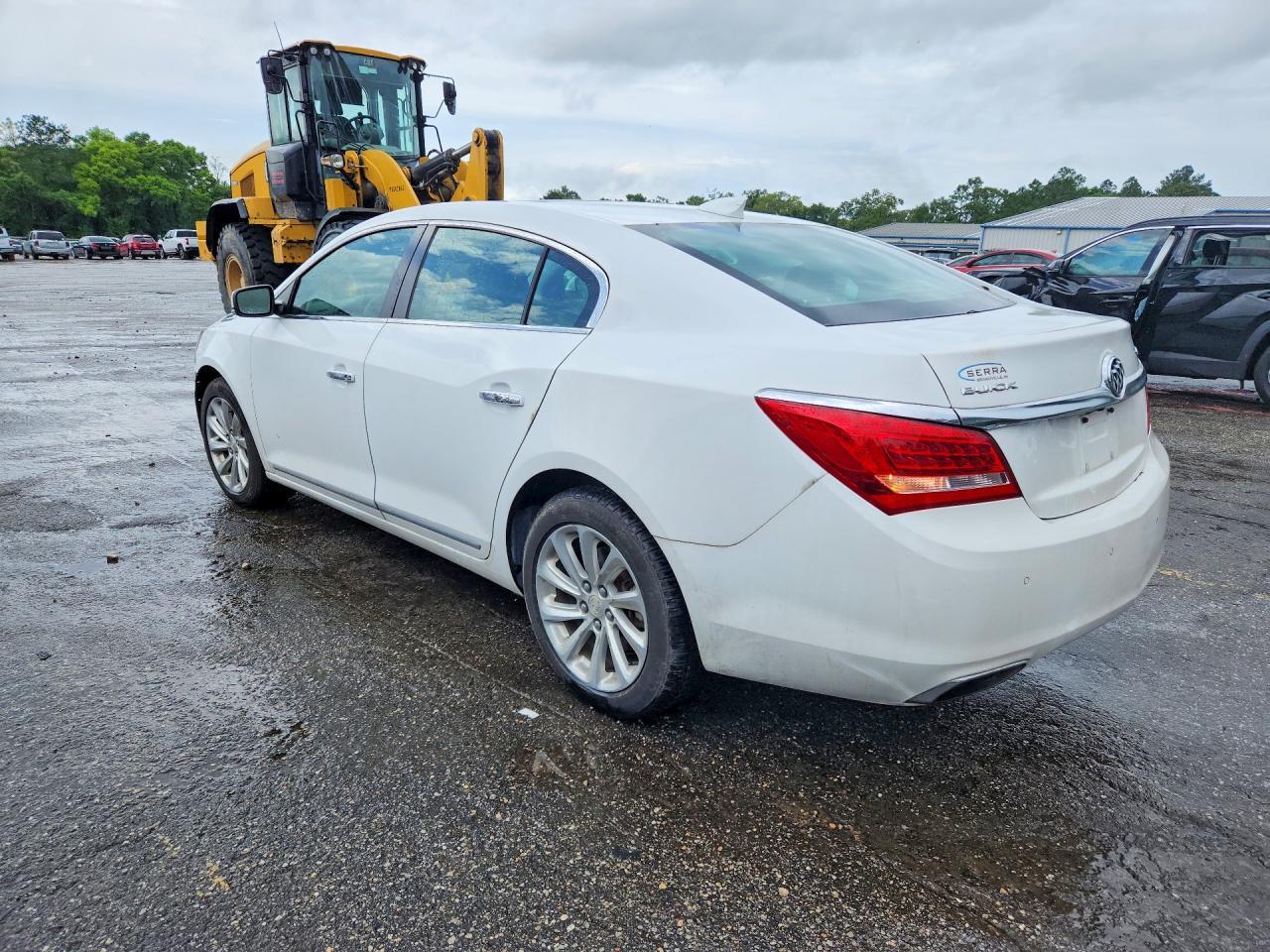 2016 Buick Lacrosse - Image 2