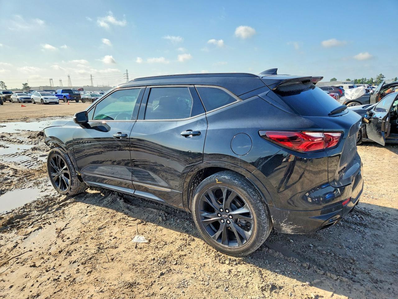 2020 Chevrolet Blazer - Image 2