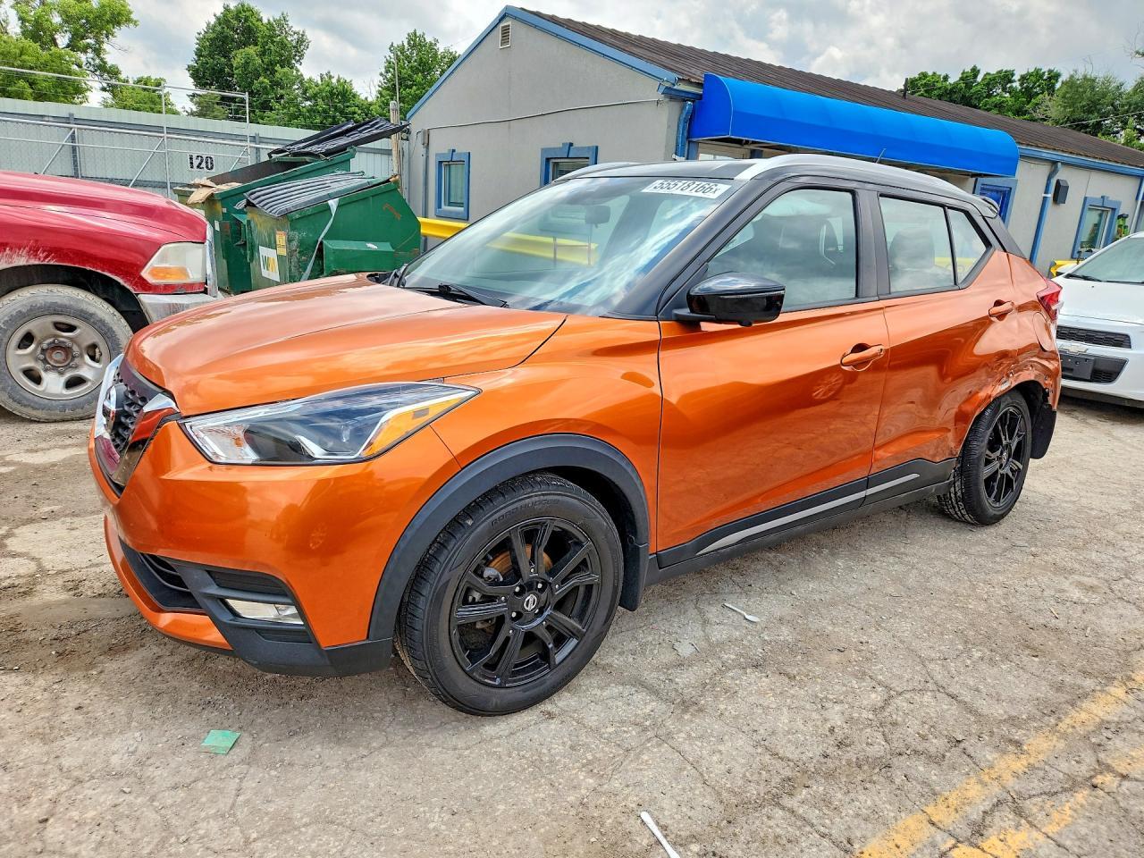 2020 Nissan Kicks Sr
