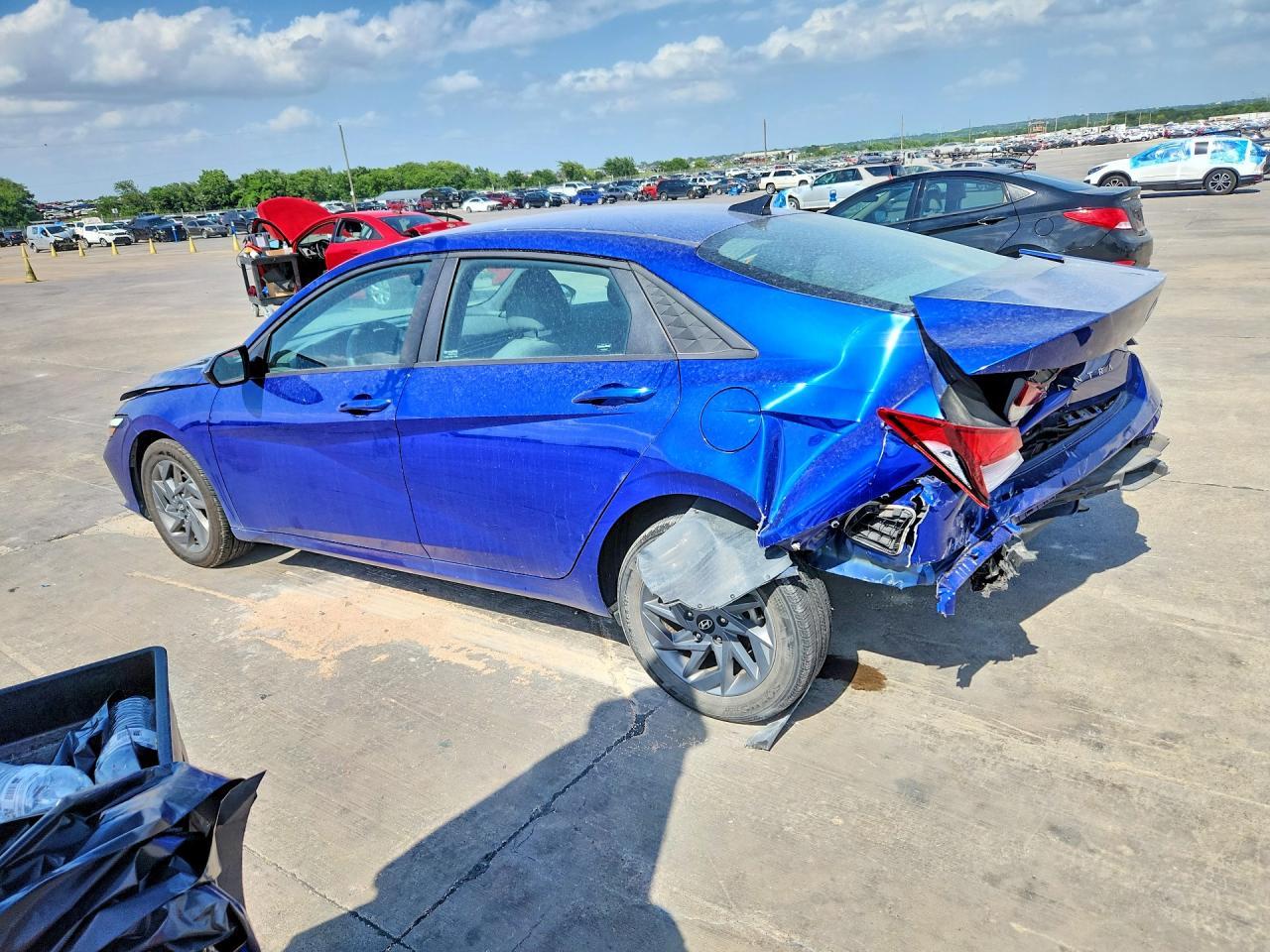 2024 Hyundai Elantra Sel - Image 2