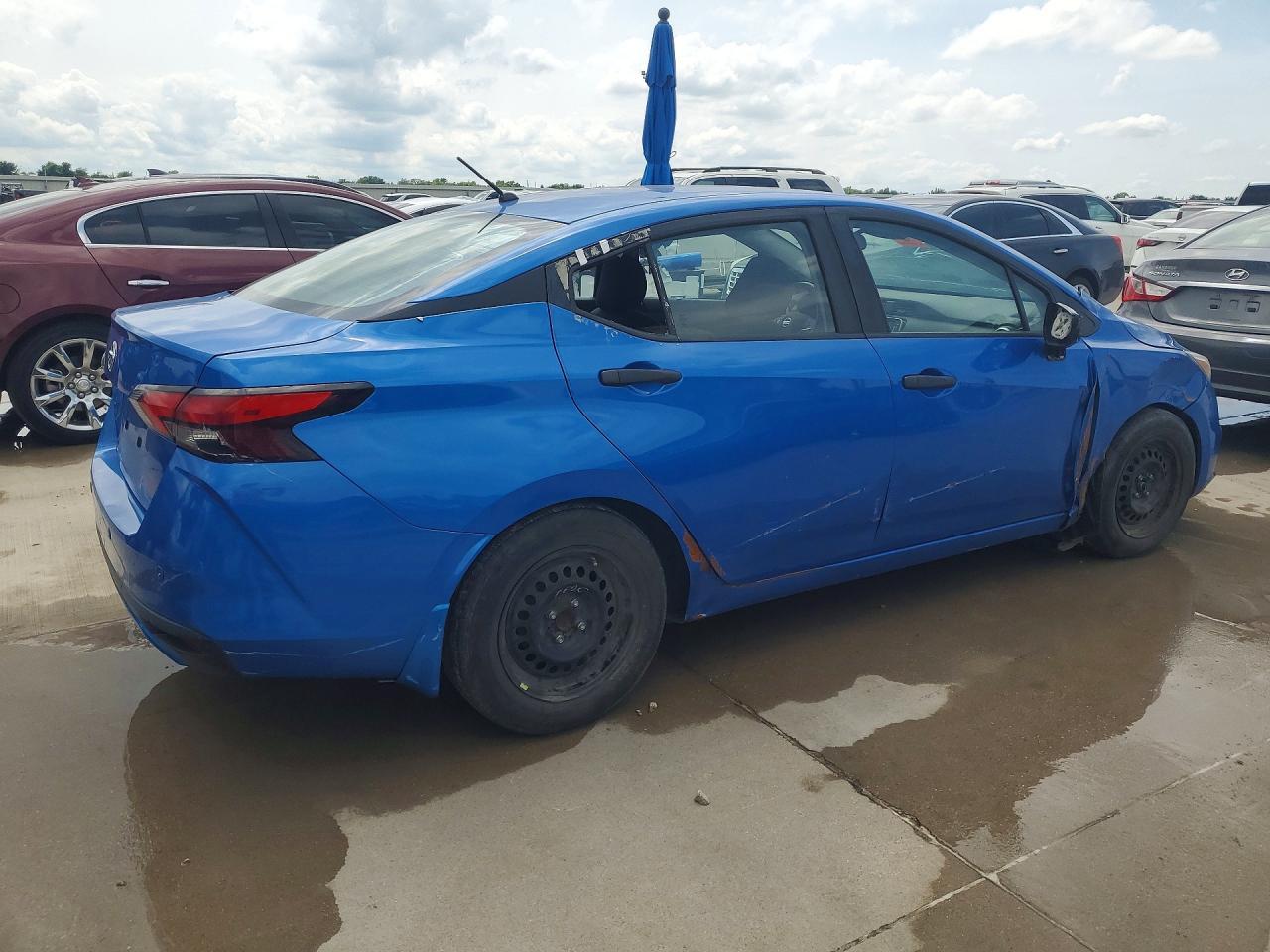 2020 Nissan Versa S - Image 3