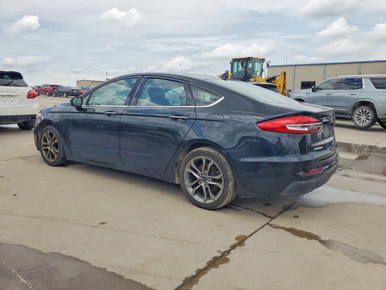2020 Ford Fusion Sel - Фото 2