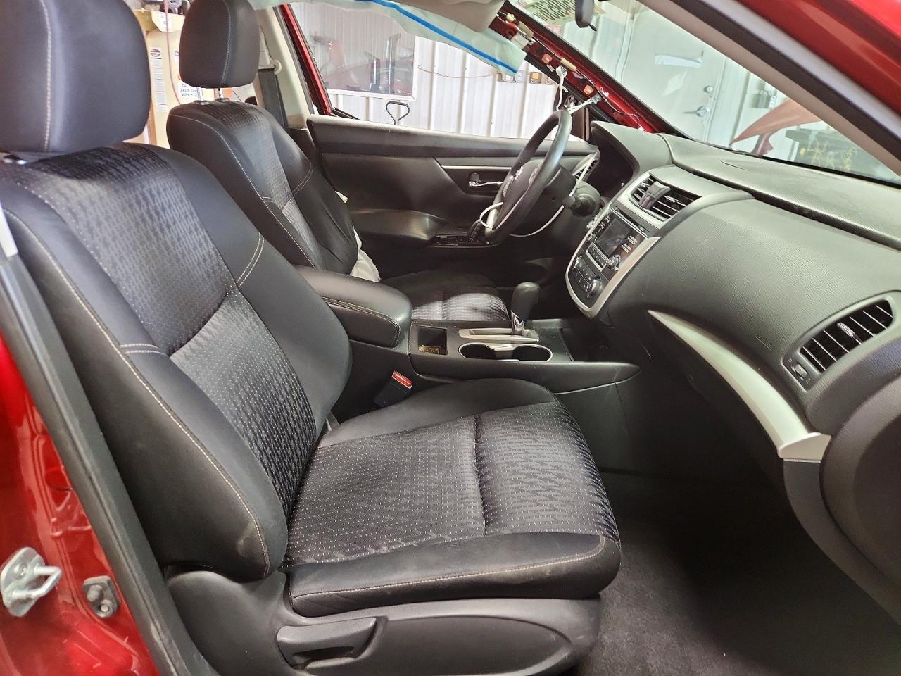 2016 Nissan Altima 2.5 S - Фото 7