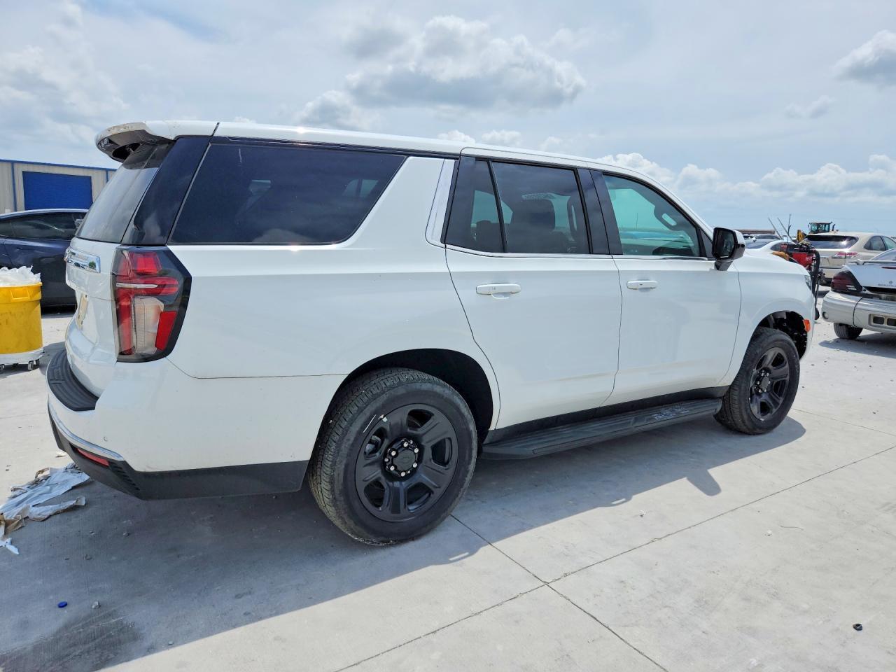 2024 Chevrolet Tahoe C1500 - Image 3