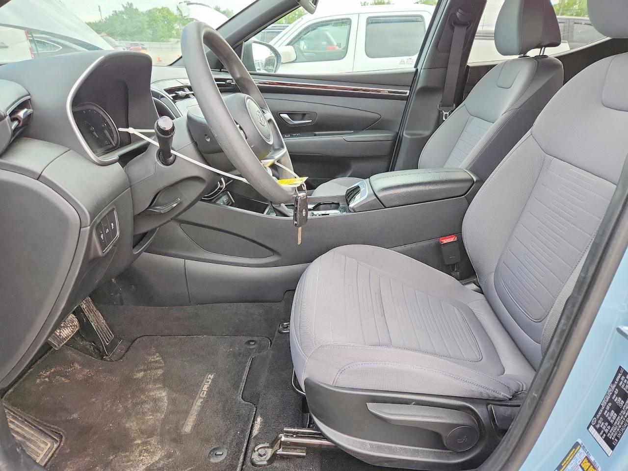 2024 Hyundai Santa Cruz Se - Image 7