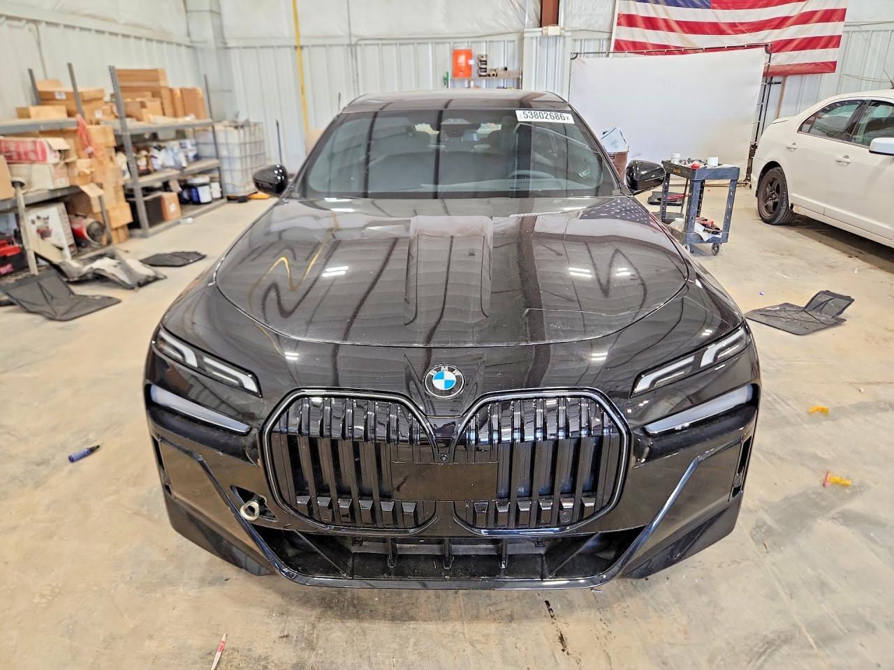 2024 BMW 760 I - Фото 5