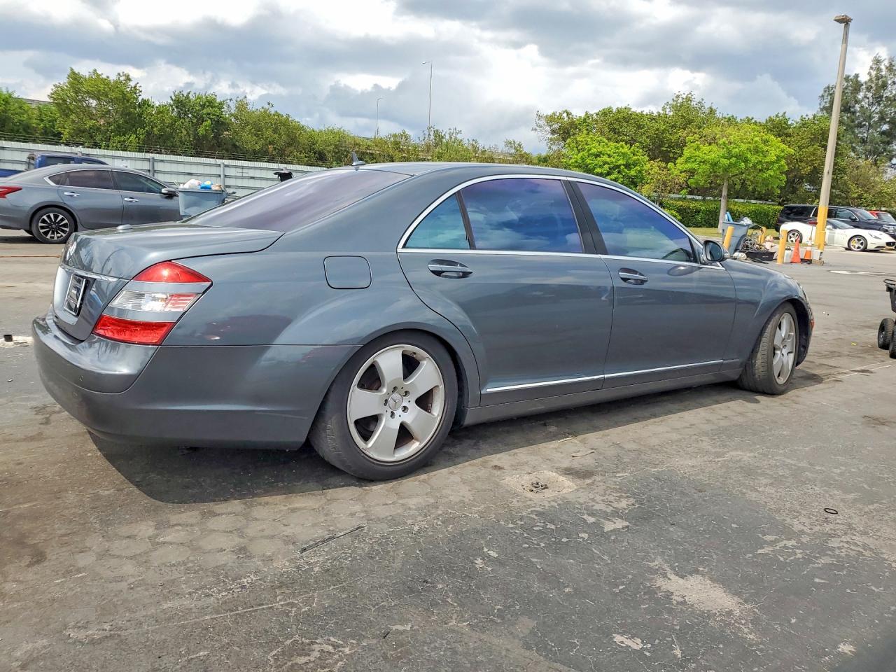 2007 Mercedes-Benz S 550 - Image 3