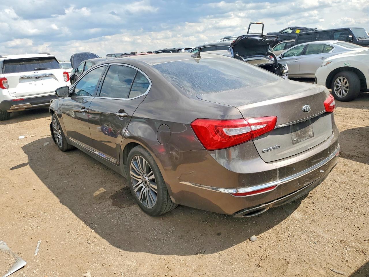 2015 Kia Cadenza - Фото 2