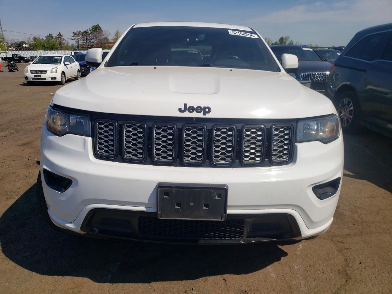 2019 Jeep Grand Cherokee Laredo - Image 5