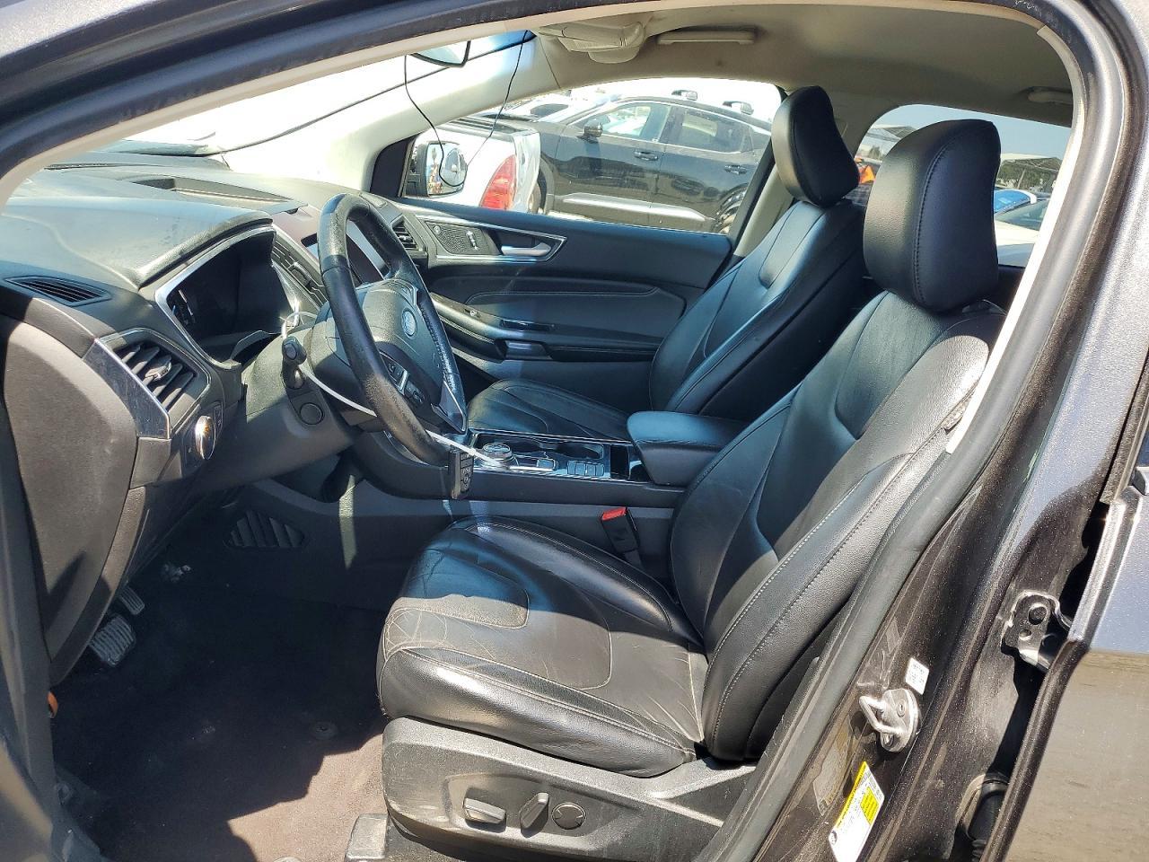 2020 Ford Edge Titanium - Фото 7