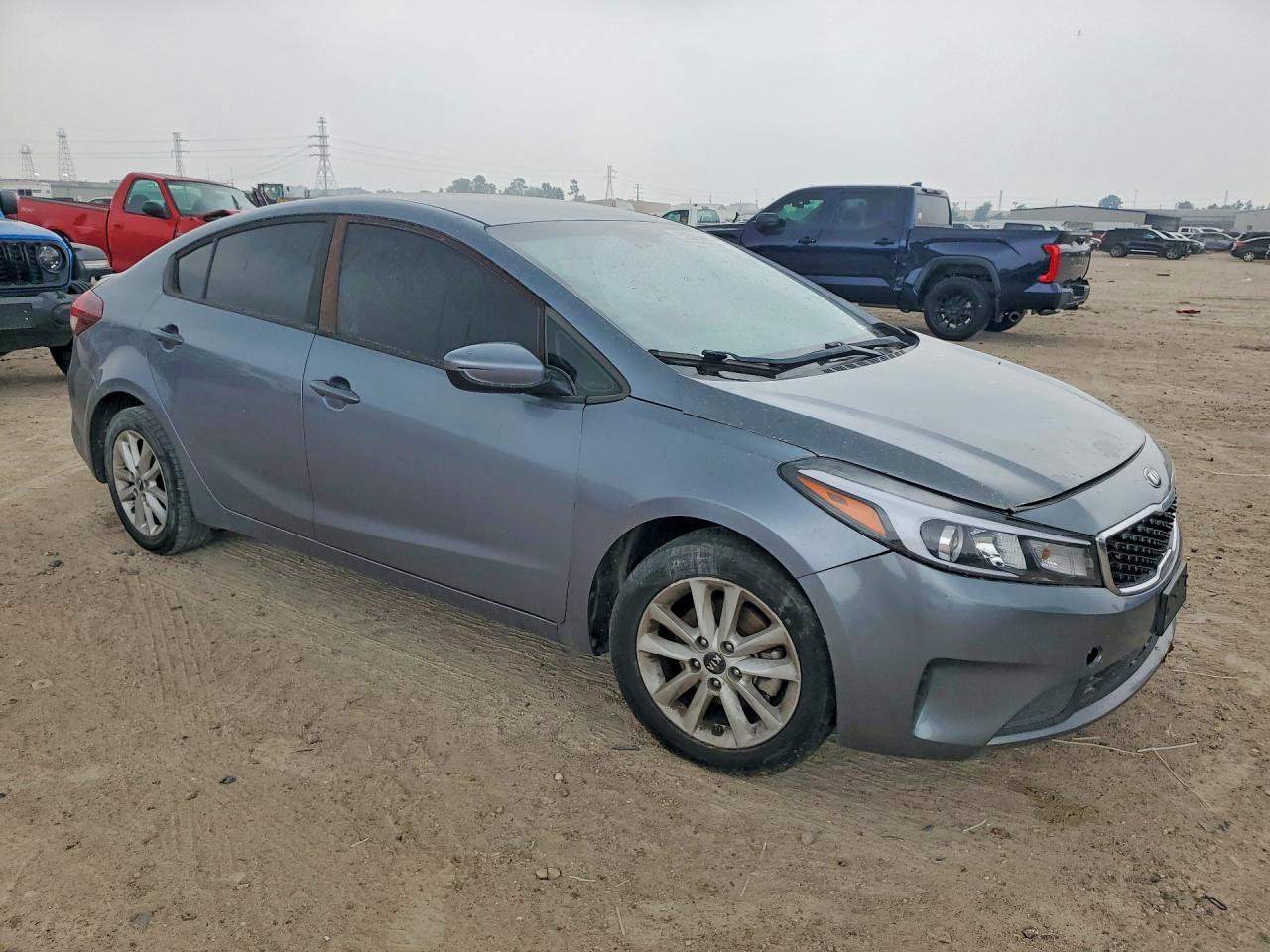 2017 Kia Forte S - Фото 4