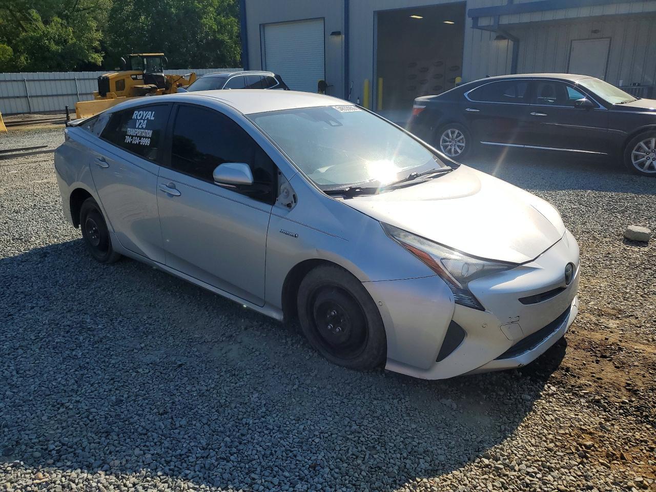 2017 Toyota Prius Four - Фото 4